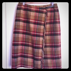 Wool skirts, mid length